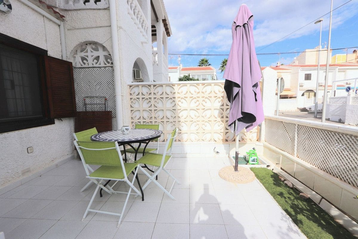 3 makuuhuone Omakotitalo myytävänä paikassa Pilar de la Horadada - 269 000 € (Ref: 10028695)