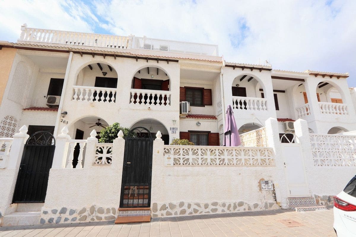 3 makuuhuone Omakotitalo myytävänä paikassa Pilar de la Horadada - 269 000 € (Ref: 10028695)
