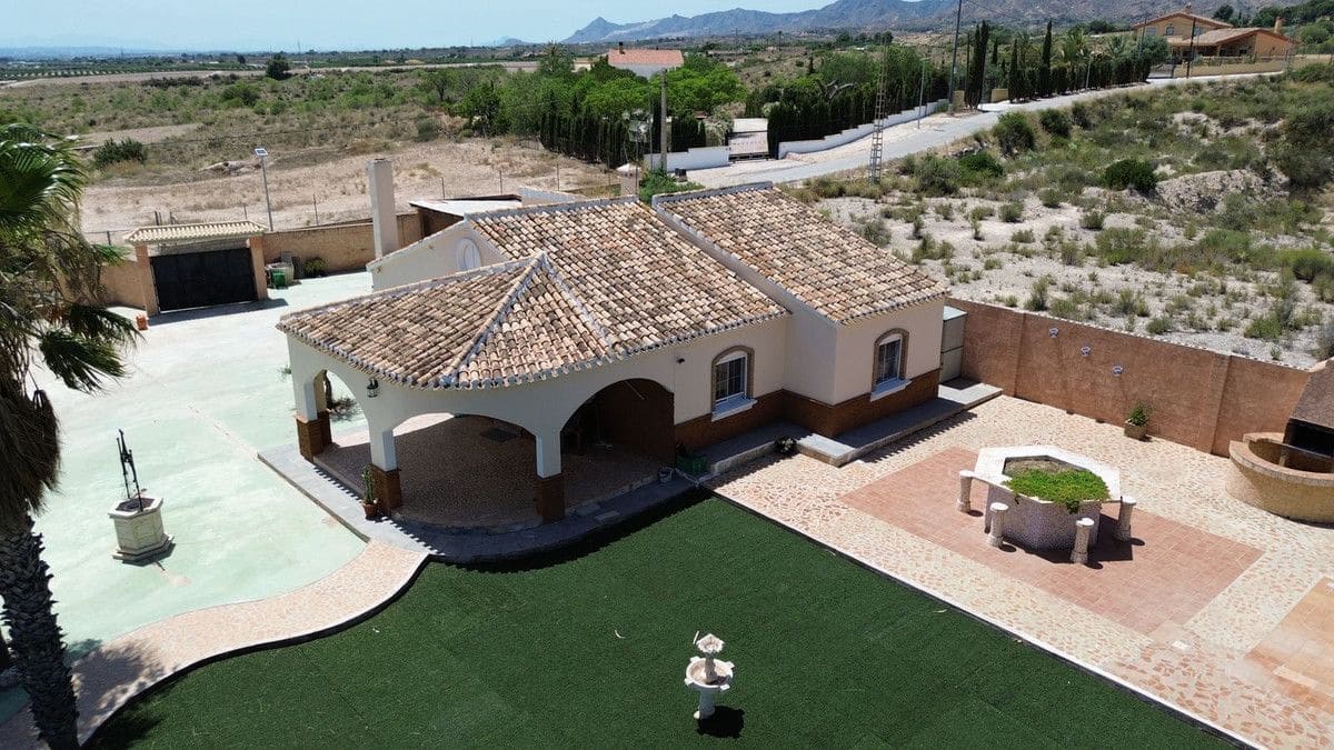3 Zimmer Finca/Landgut zu verkaufen in Albatera mit Pool - 349.000 € (Ref: 10028696)