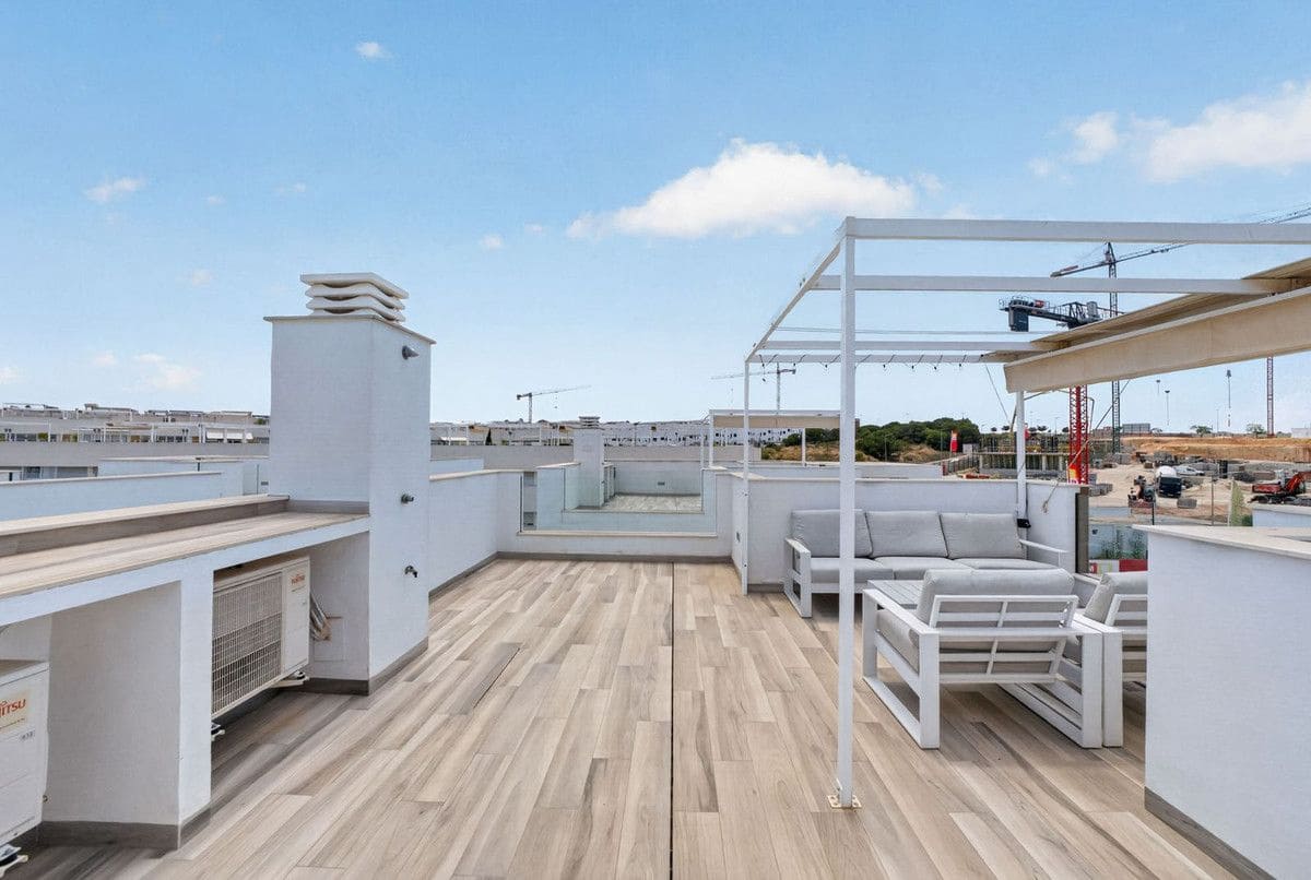 4 soverom Villa til salgs i Los Balcones med svømmebasseng - € 515 000 (Ref: 10028707)