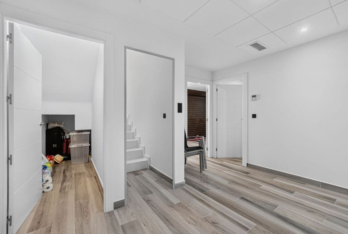 4 soverom Villa til salgs i Los Balcones med svømmebasseng - € 515 000 (Ref: 10028707)