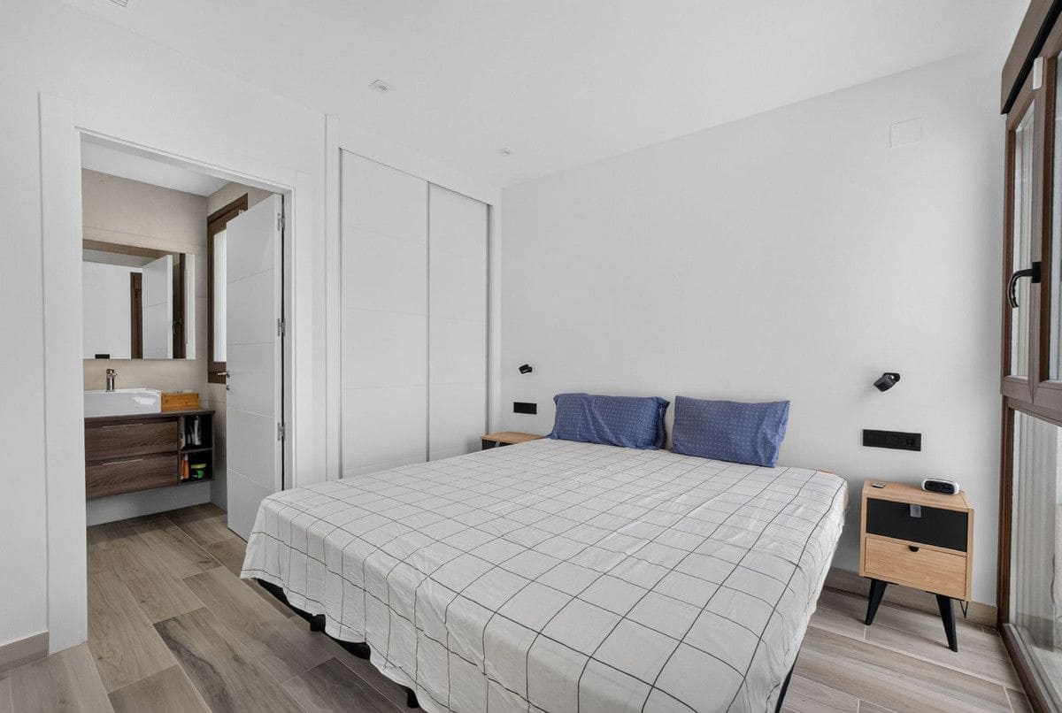 4 soverom Villa til salgs i Los Balcones med svømmebasseng - € 515 000 (Ref: 10028707)