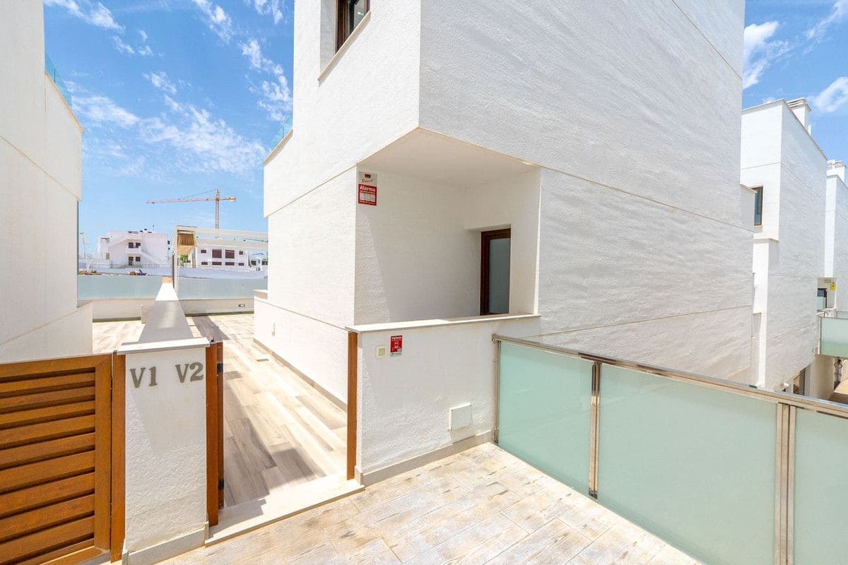 4 soverom Villa til salgs i Los Balcones med svømmebasseng - € 515 000 (Ref: 10028707)