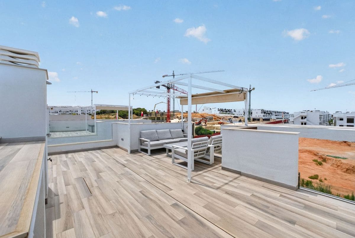 4 soverom Villa til salgs i Los Balcones med svømmebasseng - € 515 000 (Ref: 10028707)