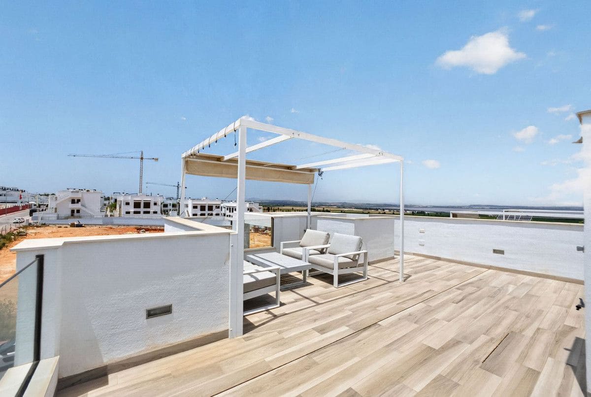 4 soverom Villa til salgs i Los Balcones med svømmebasseng - € 515 000 (Ref: 10028707)