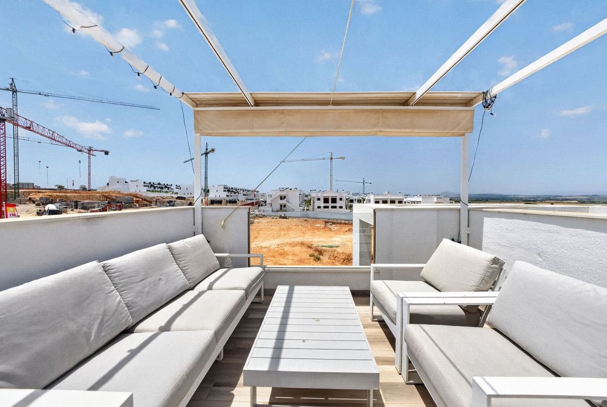 4 soverom Villa til salgs i Los Balcones med svømmebasseng - € 515 000 (Ref: 10028707)