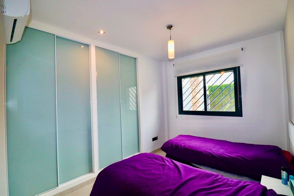 3 soveværelse Lejlighed til salg i Guardamar del Segura med swimmingpool - € 269.500 (Ref: 10028711)