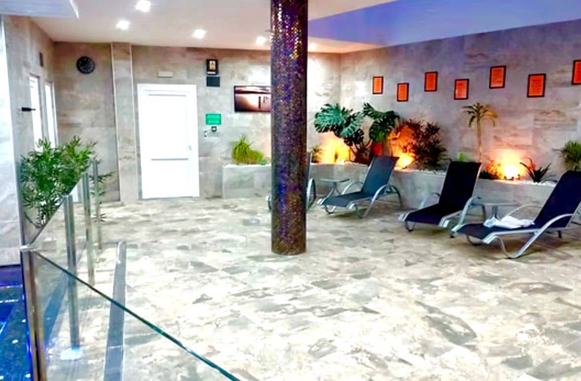 3 soveværelse Lejlighed til salg i Guardamar del Segura med swimmingpool - € 269.500 (Ref: 10028711)