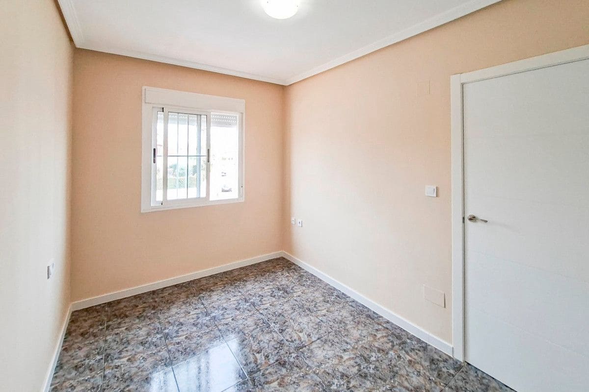 2 sovrum Villa till salu i Torrevieja med pool - 169 000 € (Ref: 10028716)