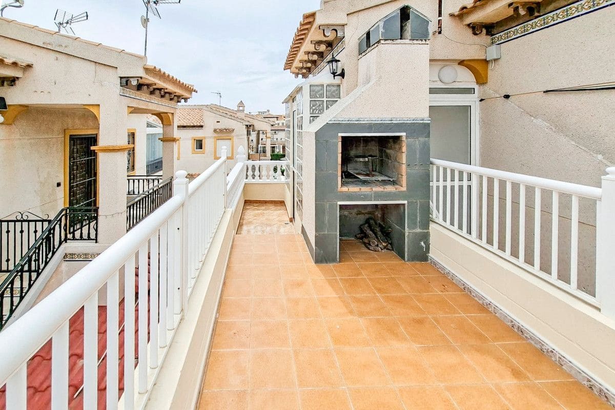 2 sovrum Villa till salu i Torrevieja med pool - 169 000 € (Ref: 10028716)