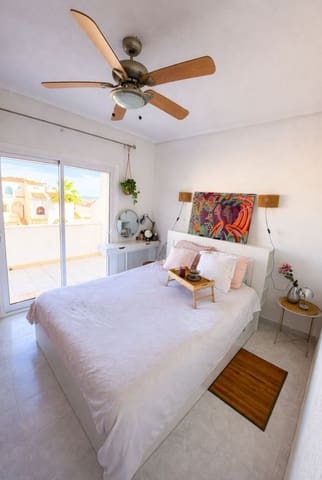3 soveværelse Rækkehus til salg i Rojales med swimmingpool - € 215.000 (Ref: 10028723)