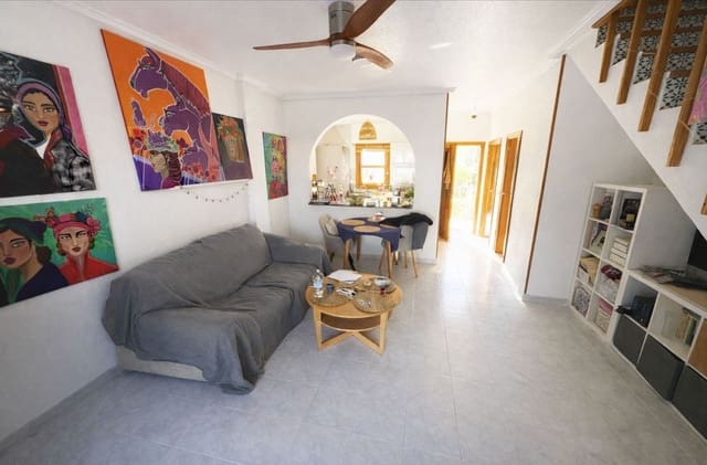 3 soveværelse Rækkehus til salg i Rojales med swimmingpool - € 215.000 (Ref: 10028723)