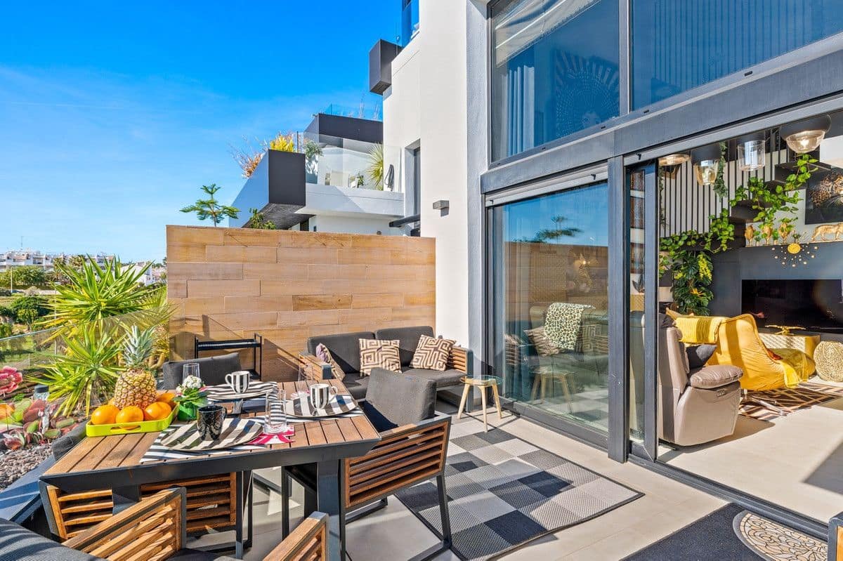 3 soveværelse Lejlighed til salg i Orihuela Costa med swimmingpool - € 639.000 (Ref: 10028725)