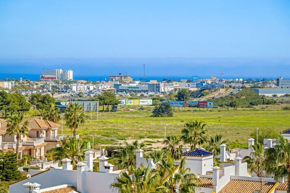 3 soveværelse Lejlighed til salg i Orihuela Costa med swimmingpool - € 639.000 (Ref: 10028725)