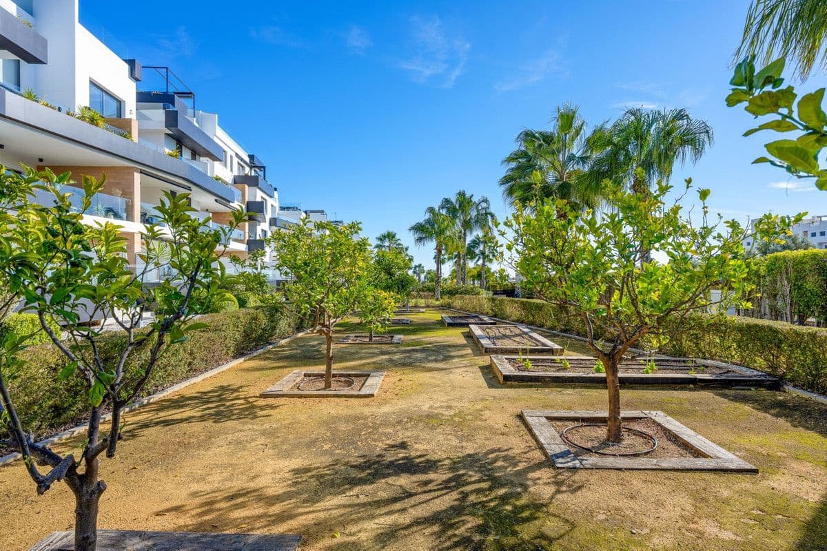 3 soveværelse Lejlighed til salg i Orihuela Costa med swimmingpool - € 639.000 (Ref: 10028725)