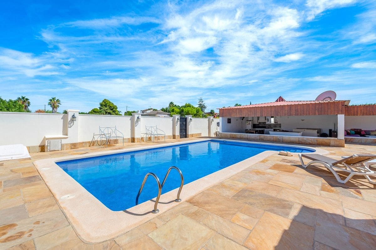 6 slaapkamer Finca/Landhuis te koop in Almoradi - € 595.000 (Ref: 10028727)