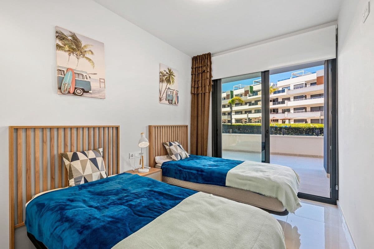 3 bedroom Apartment for sale in La Zenia with pool - € 589,900 (Ref: 10028728)