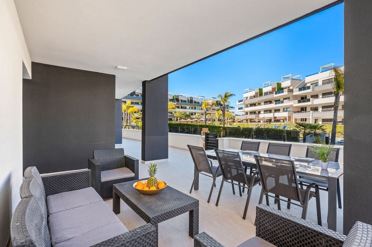3 bedroom Apartment for sale in La Zenia with pool - € 589,900 (Ref: 10028728)