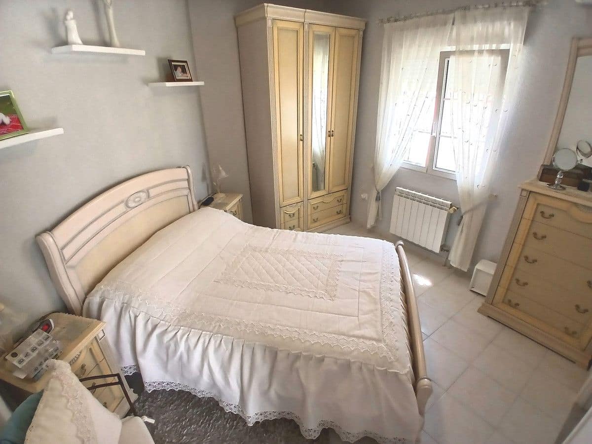 Chalet de 3 habitaciones en Orihuela Costa en venta con piscina - 364.950 € (Ref: 10028732)