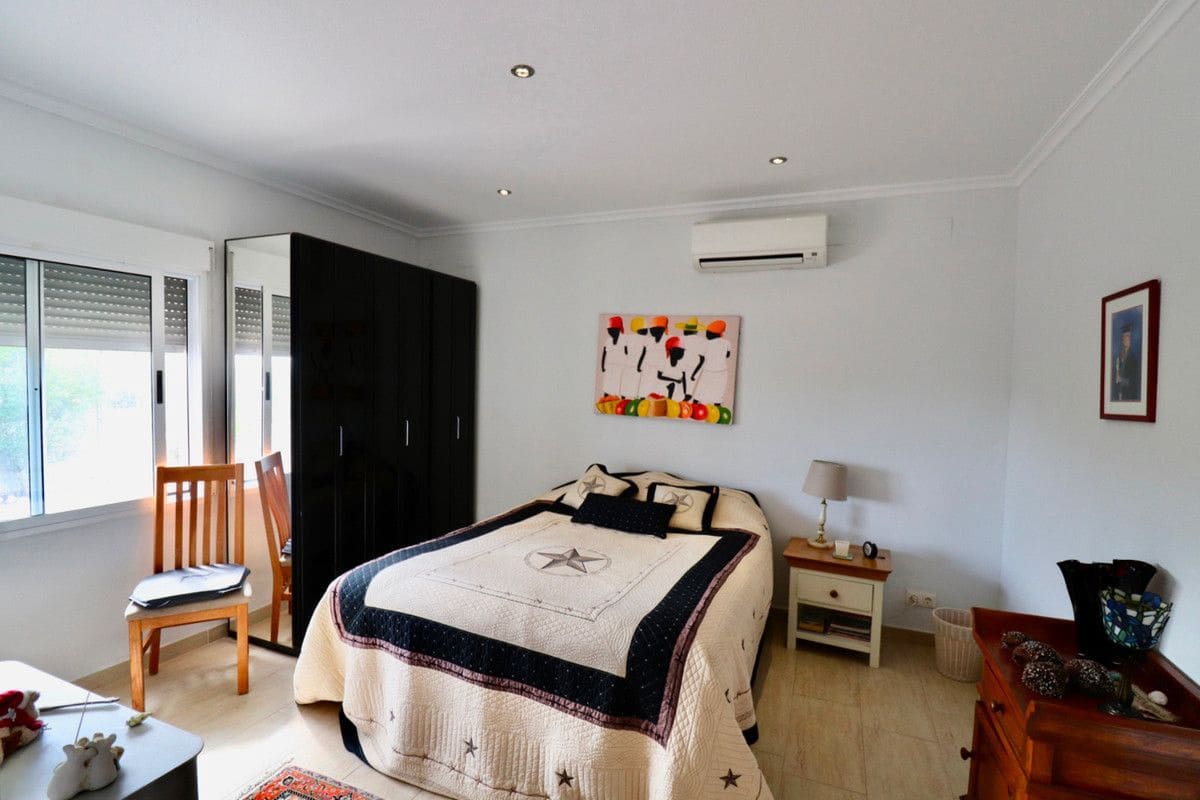 4 quarto Moradia para venda em Albatera com piscina - 540 000 € (Ref: 10028737)