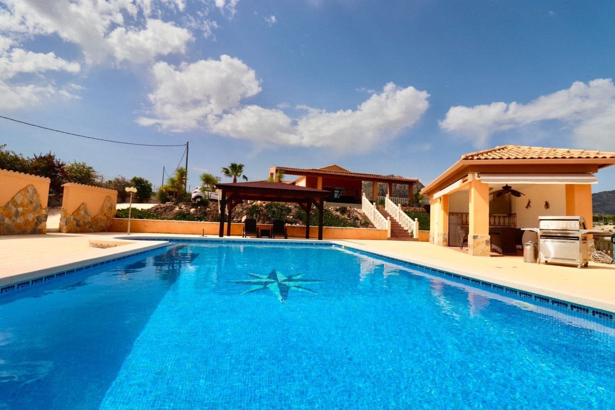4 quarto Moradia para venda em Albatera com piscina - 540 000 € (Ref: 10028737)