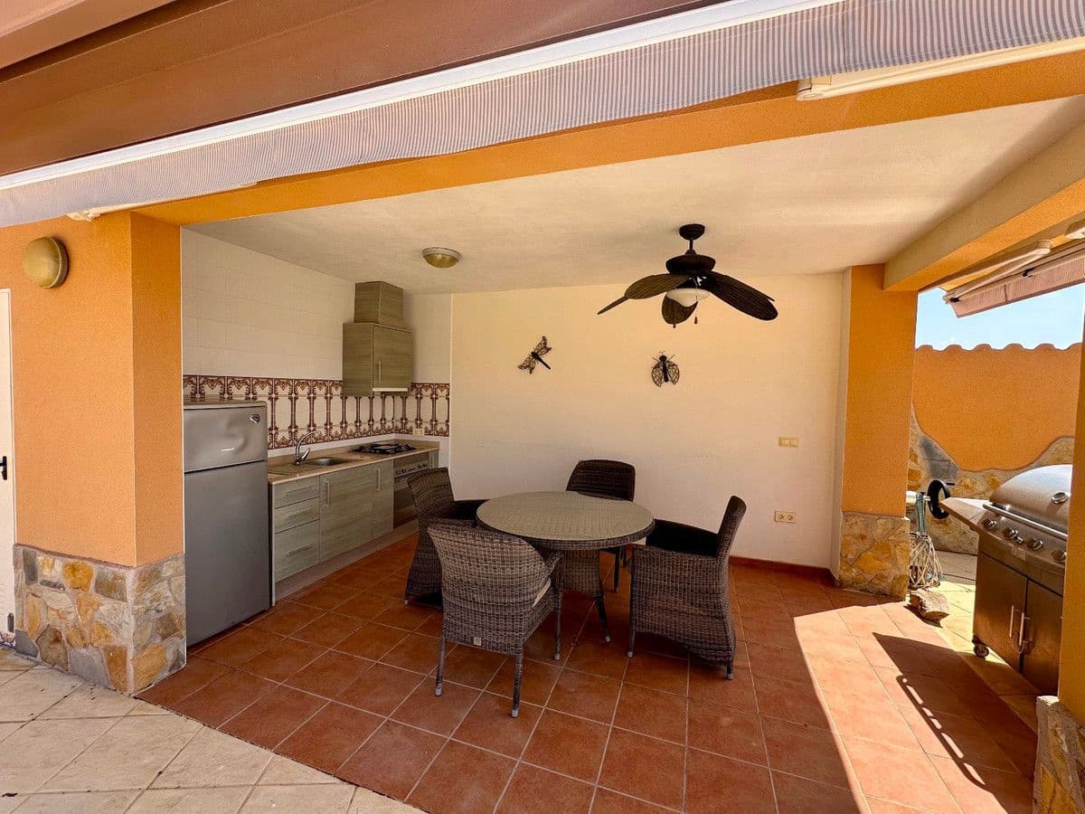 4 quarto Moradia para venda em Albatera com piscina - 540 000 € (Ref: 10028737)