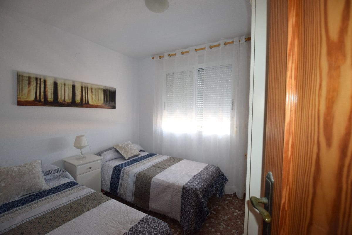 7 chambre Villa/Maison à vendre à Guardamar del Segura - 750 000 € (Ref: 10028746)