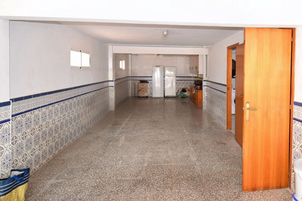 7 chambre Villa/Maison à vendre à Guardamar del Segura - 750 000 € (Ref: 10028746)