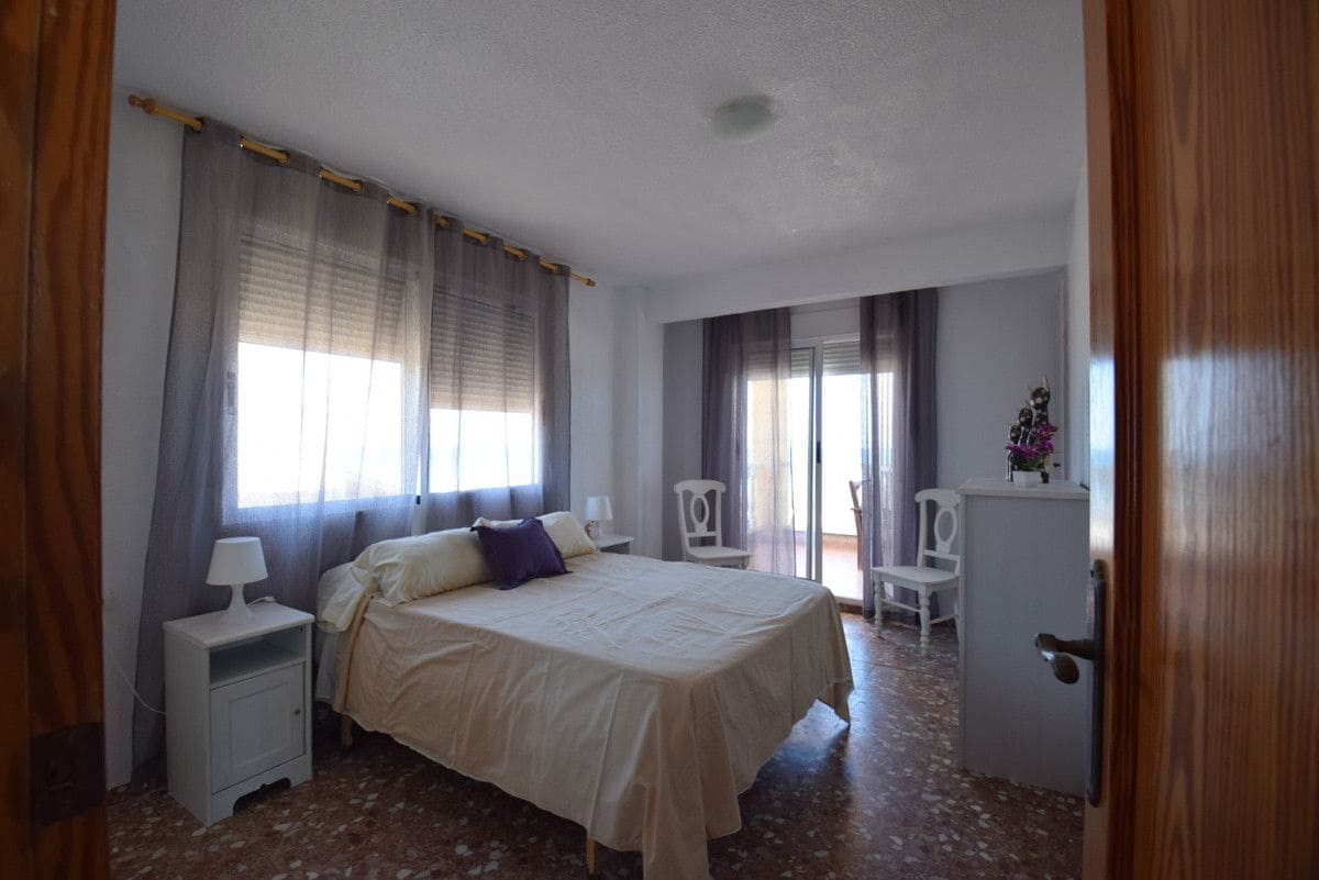7 chambre Villa/Maison à vendre à Guardamar del Segura - 750 000 € (Ref: 10028746)