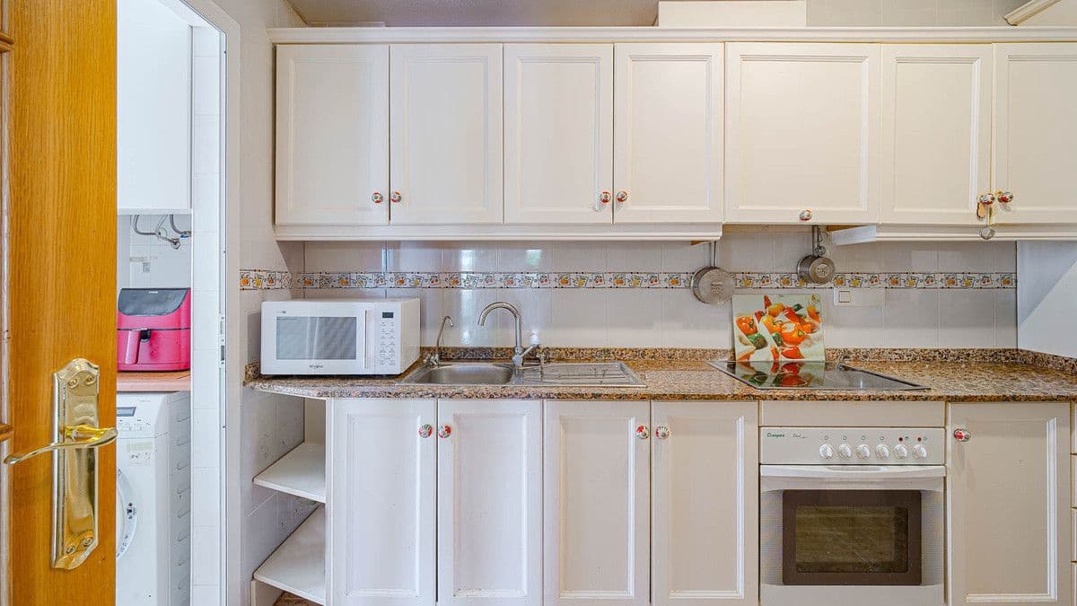 3 quarto Moradia Geminada para venda em Orihuela Costa - 265 000 € (Ref: 10028749)