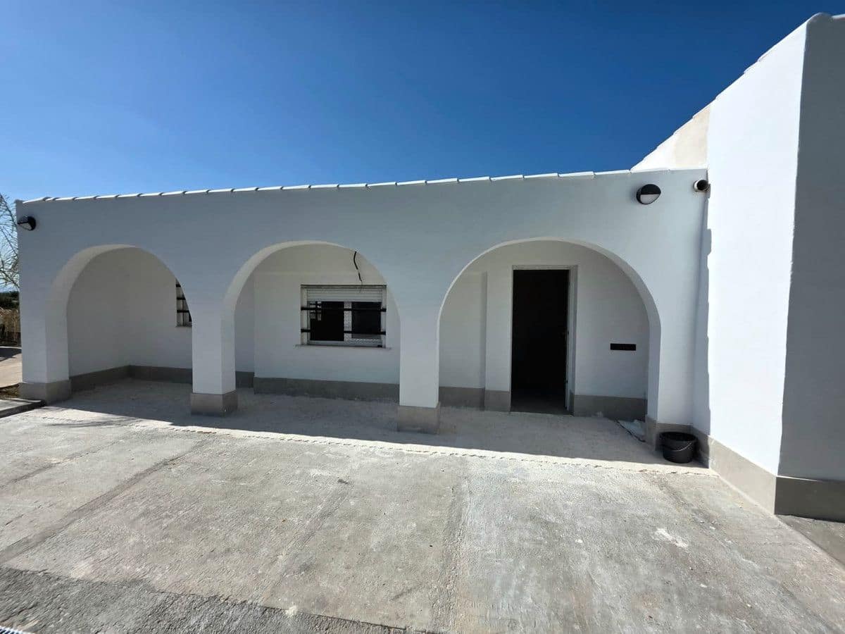 4 slaapkamer Finca/Landhuis te koop in Formentera del Segura - € 305.000 (Ref: 10028753)