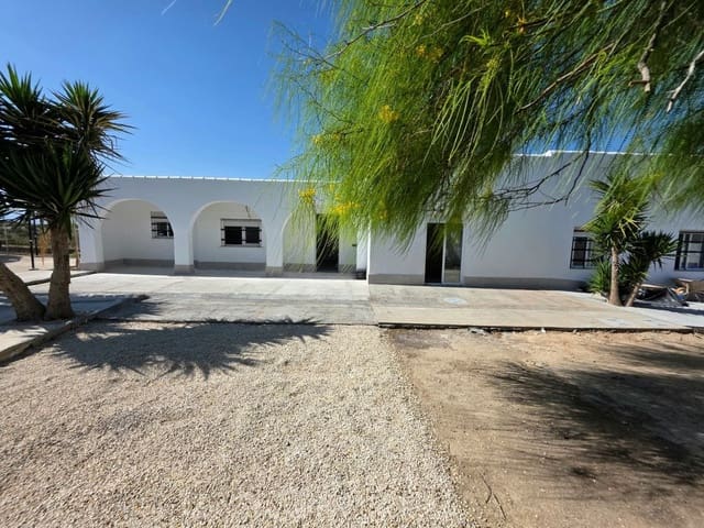 4 slaapkamer Finca/Landhuis te koop in Formentera del Segura - € 305.000 (Ref: 10028753)