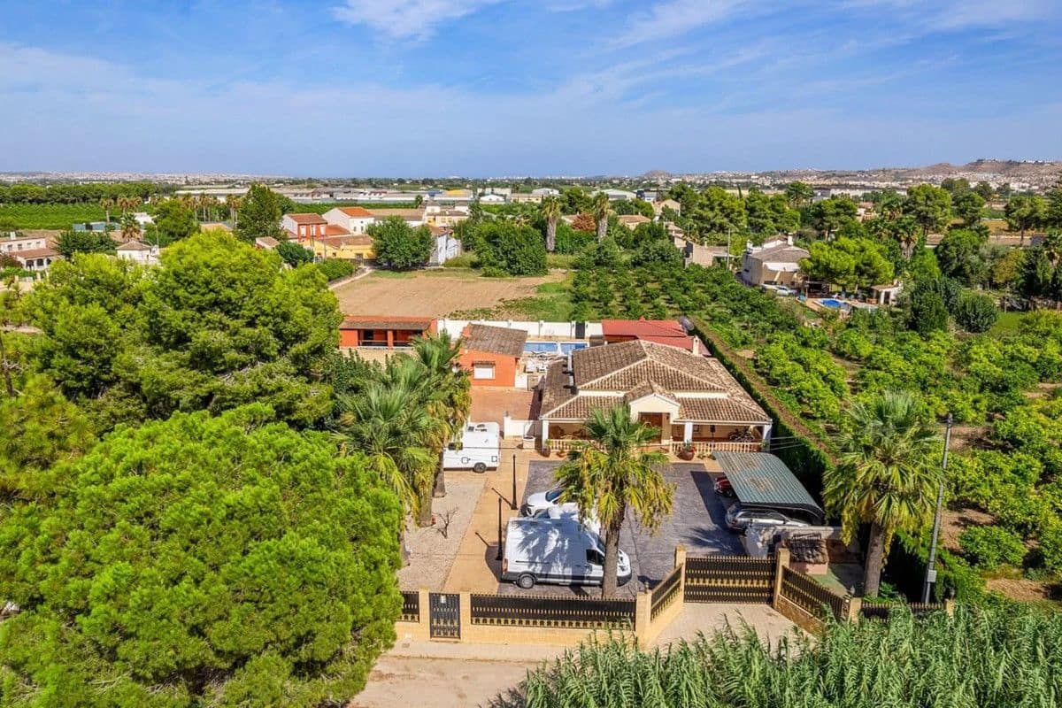 6 slaapkamer Finca/Landhuis te koop in Almoradi met zwembad - € 595.000 (Ref: 10028754)