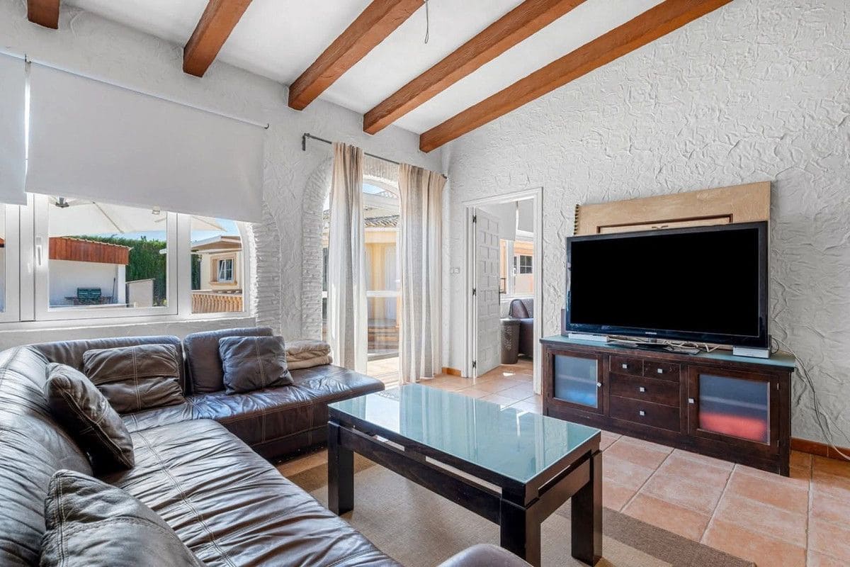 6 slaapkamer Finca/Landhuis te koop in Almoradi met zwembad - € 595.000 (Ref: 10028754)