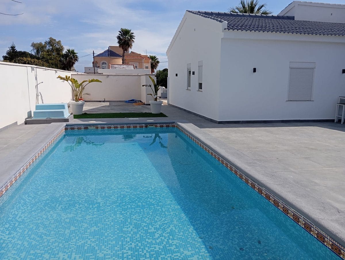 4 soverom Villa til salgs i Las Ramblas Golf - € 695 000 (Ref: 10028757)