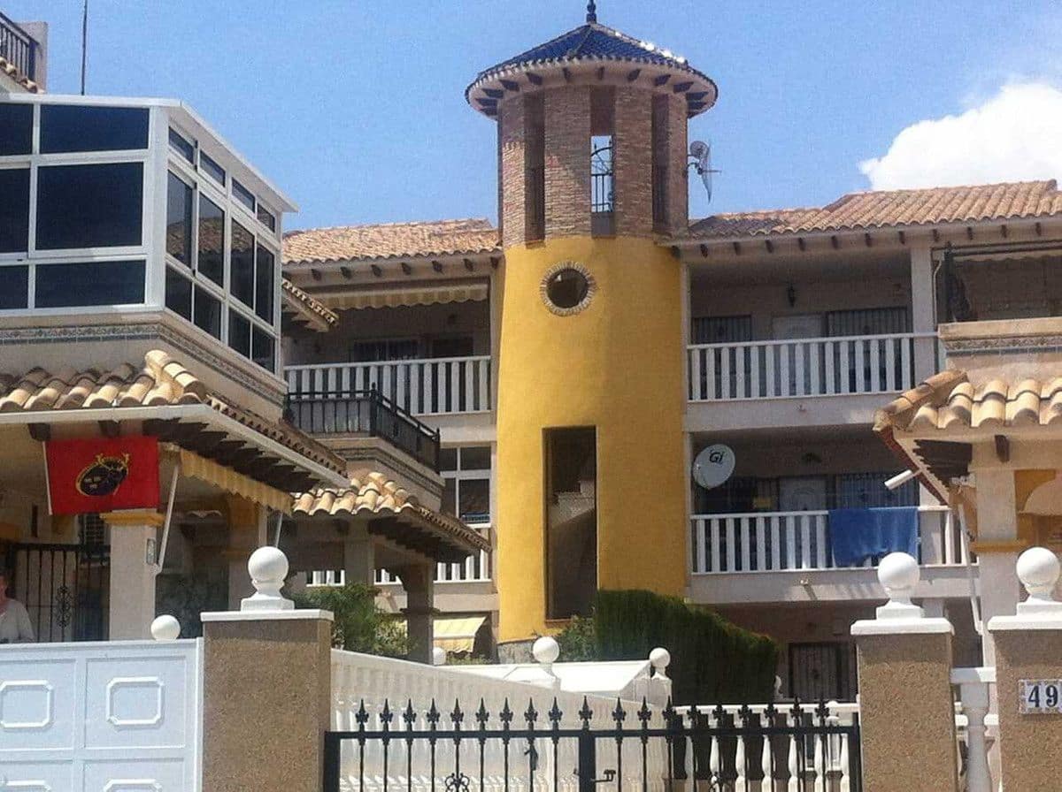 2 slaapkamer Appartement te koop in Cabo Roig met zwembad - € 165.000 (Ref: 10028759)