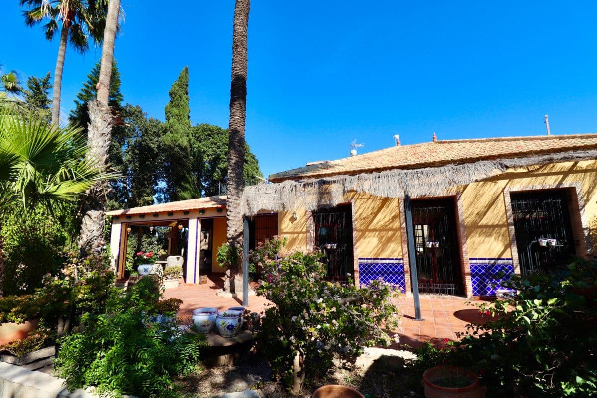 6 chambre Villa/Maison à vendre à Almoradi avec piscine - 599 000 € (Ref: 10028761)