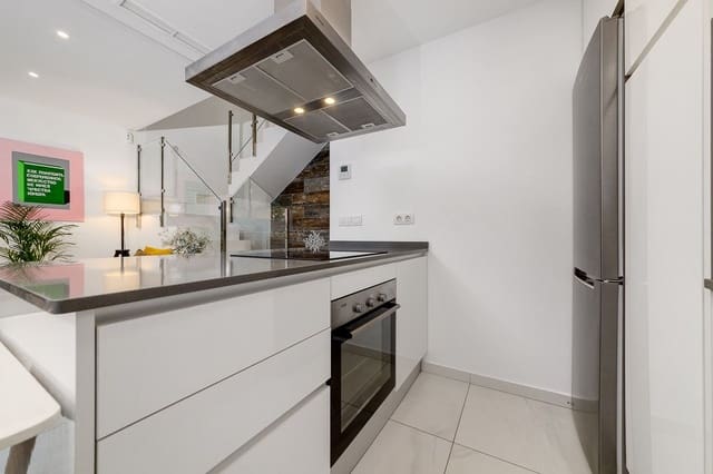 3 slaapkamer Villa te koop in Villamartín - Las Filipinas, Orihuela met zwembad - € 325.000 (Ref: 10028764)