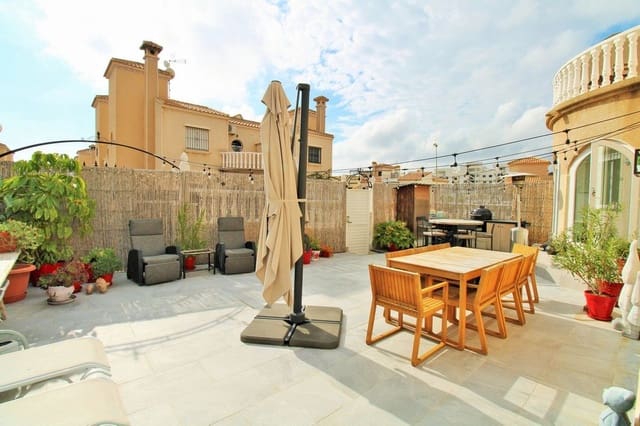 2 soveværelse Semi-Rækkehus til salg i Villamartín - Las Filipinas, Orihuela - € 279.900 (Ref: 10028779)