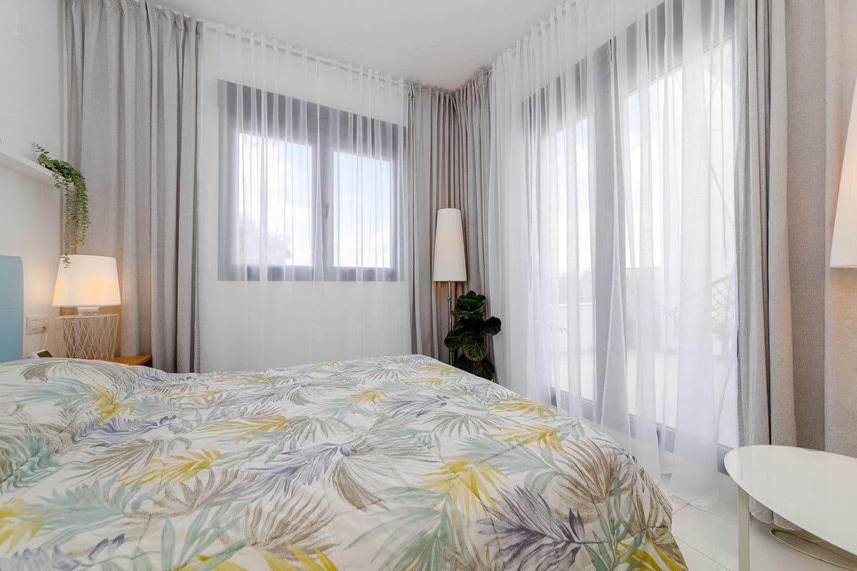 3 sovrum Hus till salu i Orihuela Costa - 325 000 € (Ref: 10028780)