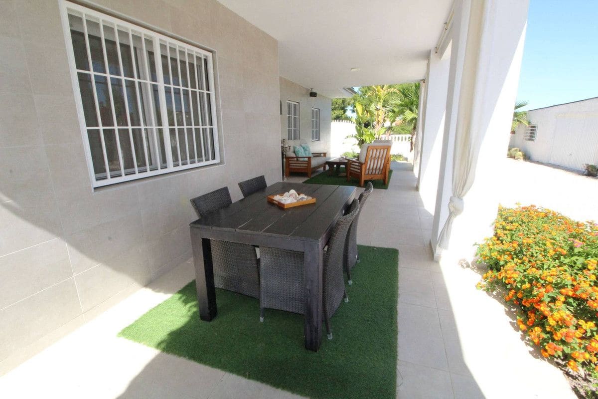 3 makuuhuone Huvila myytävänä paikassa Elche / Elx mukana uima-altaan - 498 750 € (Ref: 10028782)