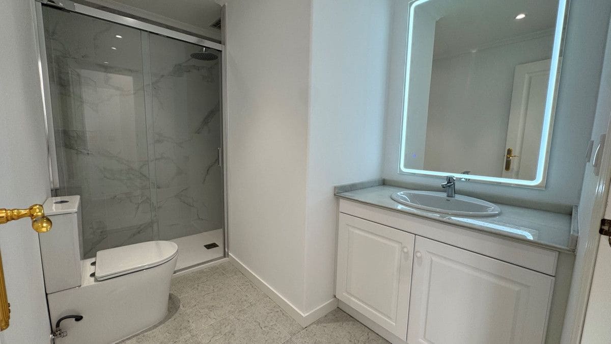 2 soveværelse Lejlighed til salg i Orihuela Costa - € 220.000 (Ref: 10028783)