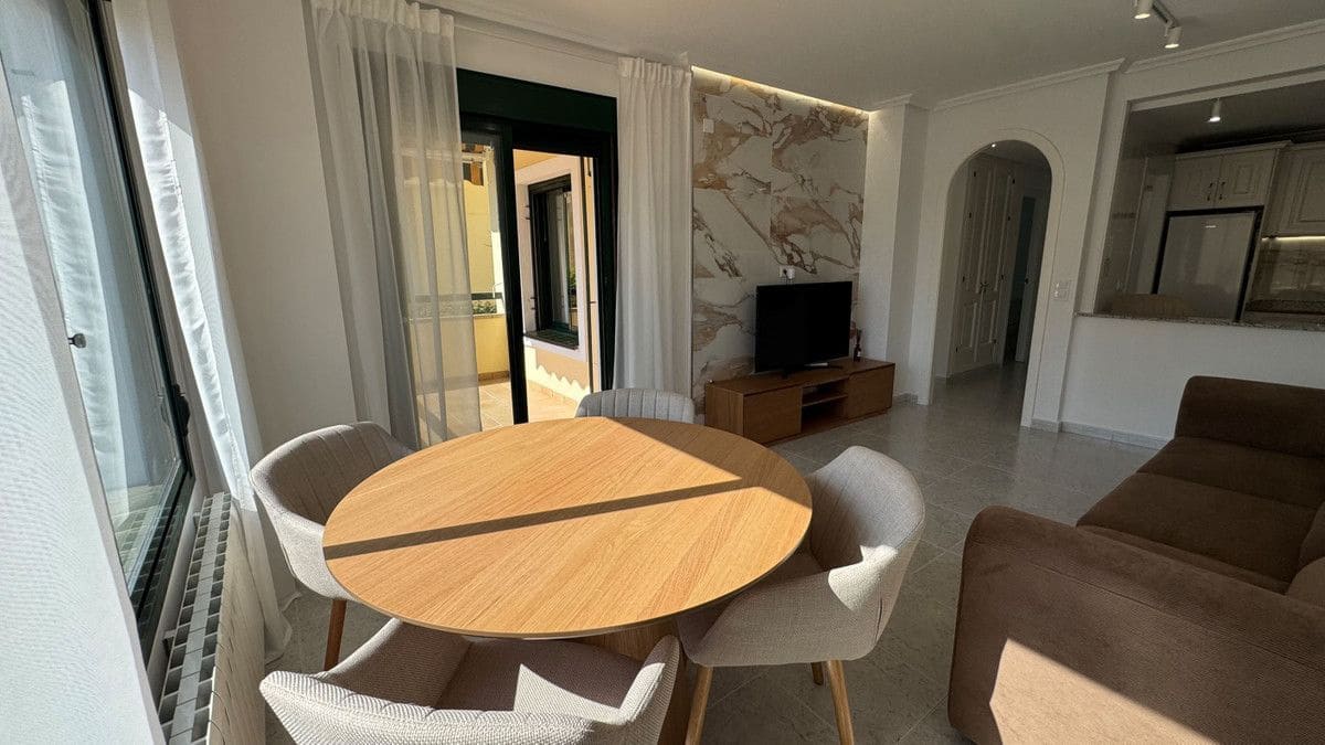 2 soveværelse Lejlighed til salg i Orihuela Costa - € 220.000 (Ref: 10028783)