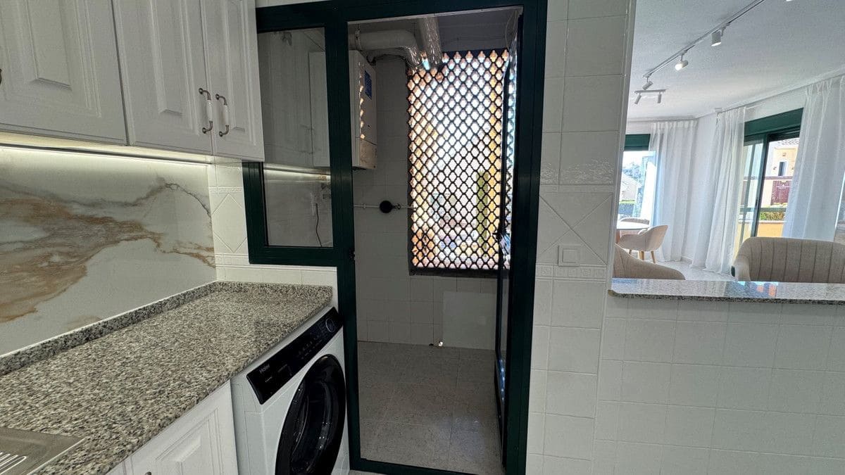 2 soveværelse Lejlighed til salg i Orihuela Costa - € 220.000 (Ref: 10028783)