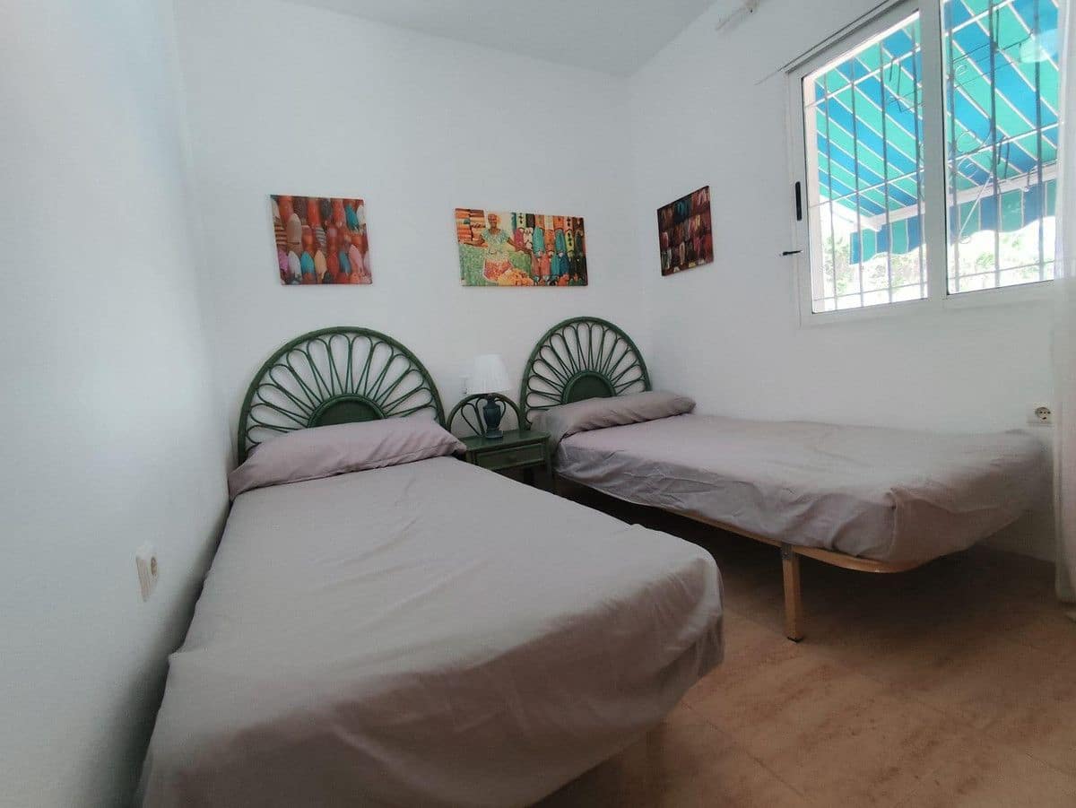 3 slaapkamer Huis te koop in La Zenia - € 285.000 (Ref: 10028809)