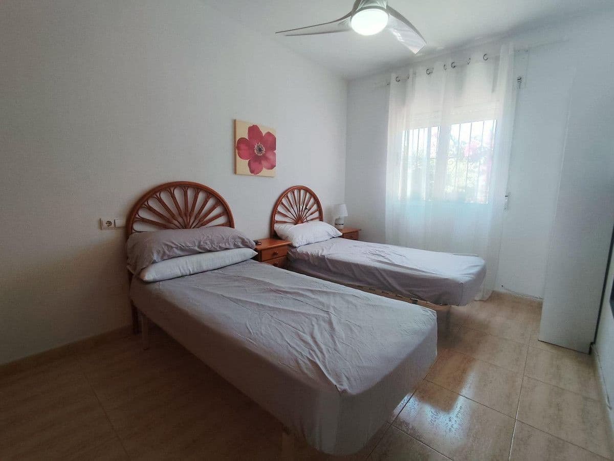 3 slaapkamer Huis te koop in La Zenia - € 285.000 (Ref: 10028809)