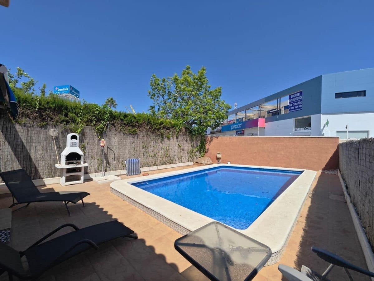 3 slaapkamer Huis te koop in La Zenia - € 285.000 (Ref: 10028809)