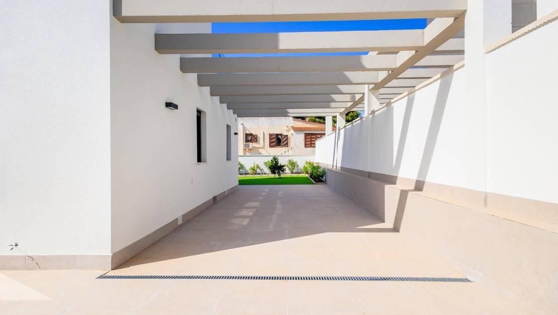 3 makuuhuone Huvila myytävänä paikassa Orihuela - 650 000 € (Ref: 10028813)