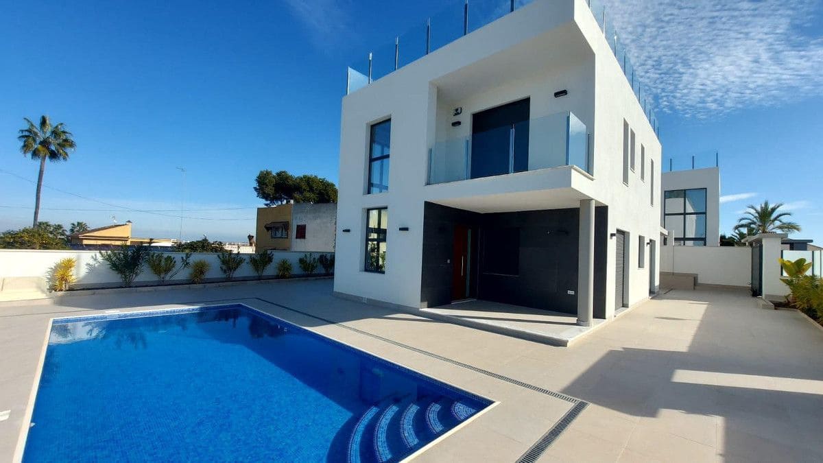 3 makuuhuone Huvila myytävänä paikassa Orihuela - 650 000 € (Ref: 10028813)