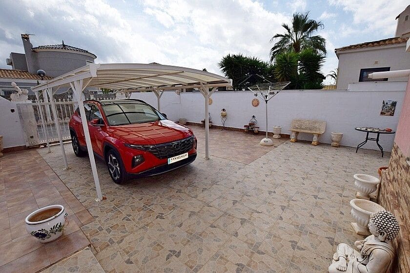 3 quarto Moradia Geminada para venda em Cabo Roig - 685 000 € (Ref: 10028817)